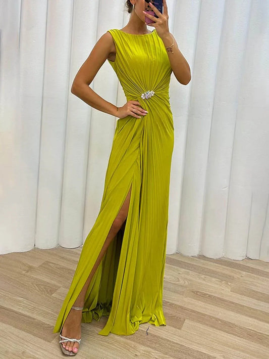 Serena- pleated elegance for moonlit evenings