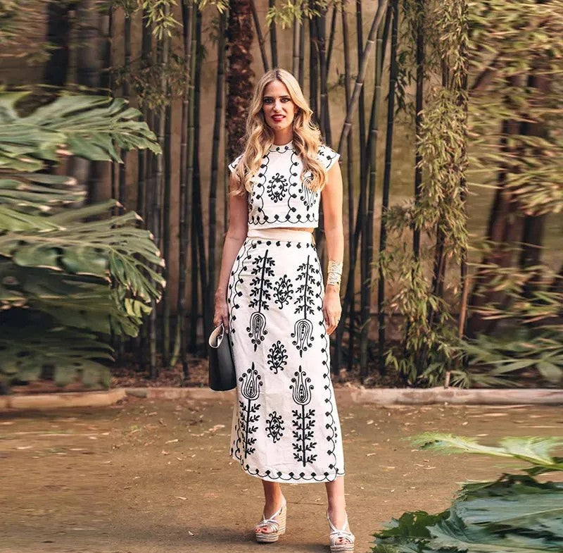 Camilla – wild garden top & skirt set