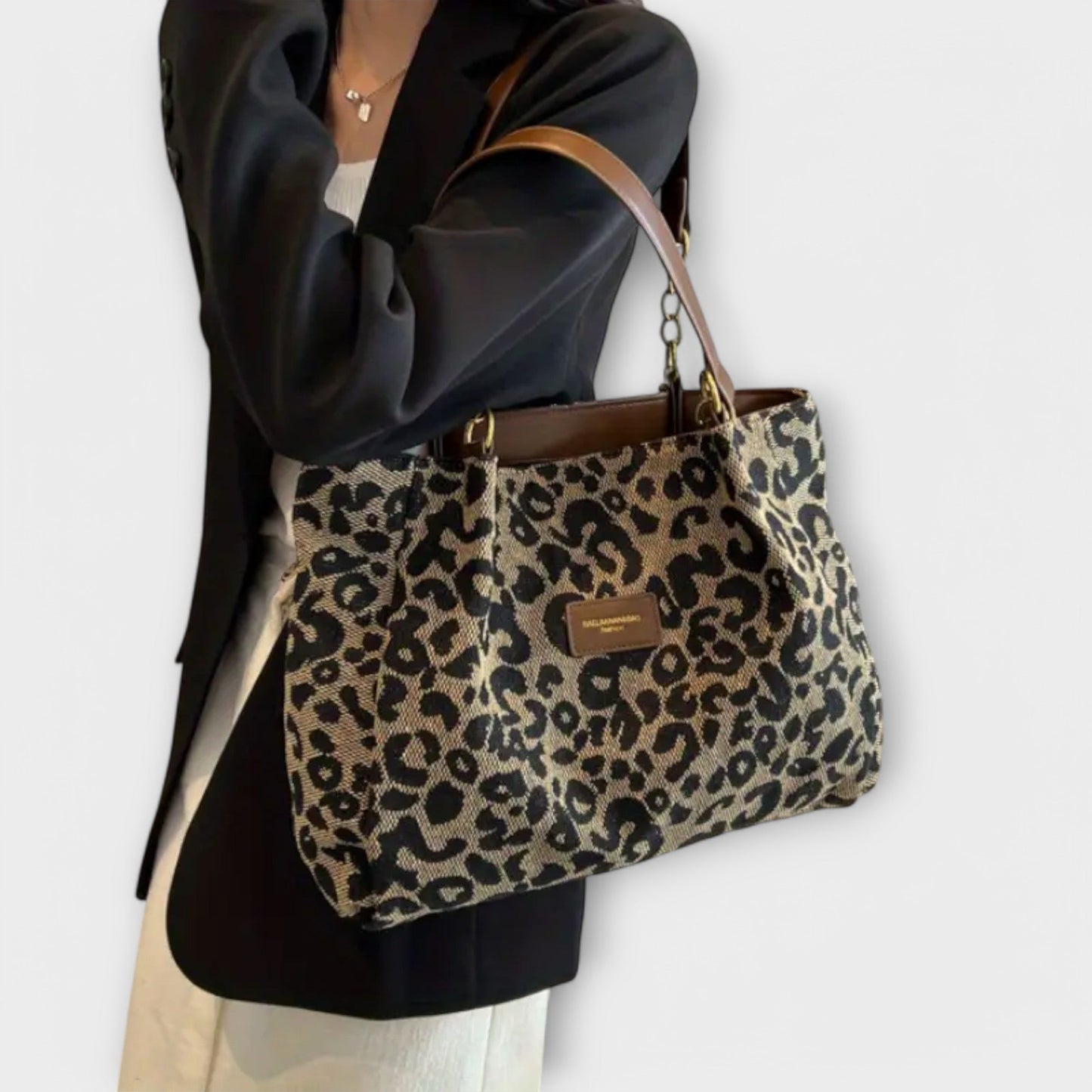LEOPARD-PRINTED CANVAS TOTE