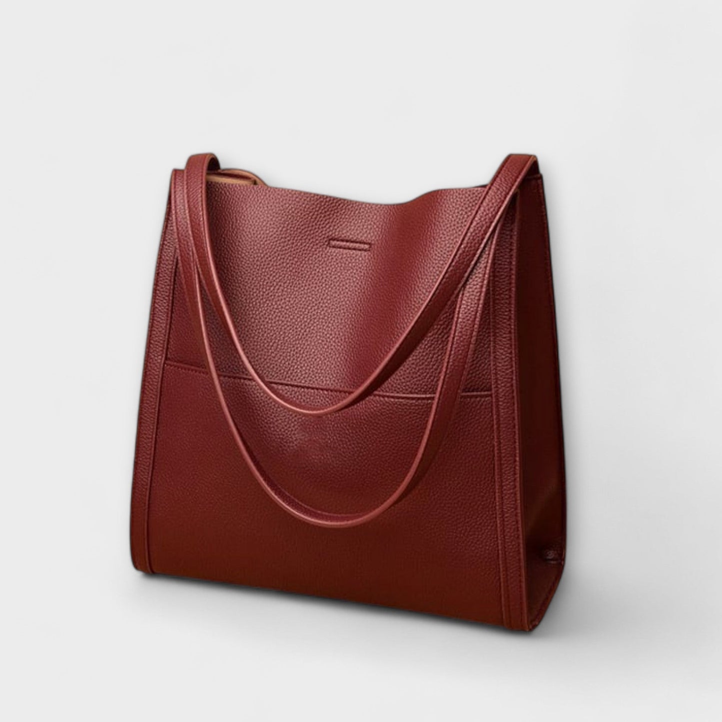 HANDCRAFTED LEATHER BAG – TIMELESS DESIGN FUNCTIONALITY
