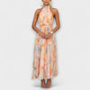 Halter-Neck – dreamy hues in motion