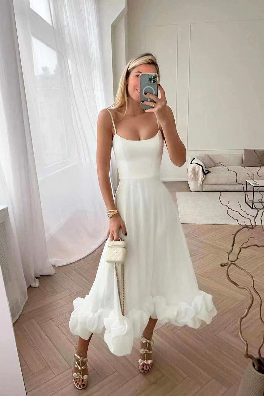 Ariana - flowing elegance with every step