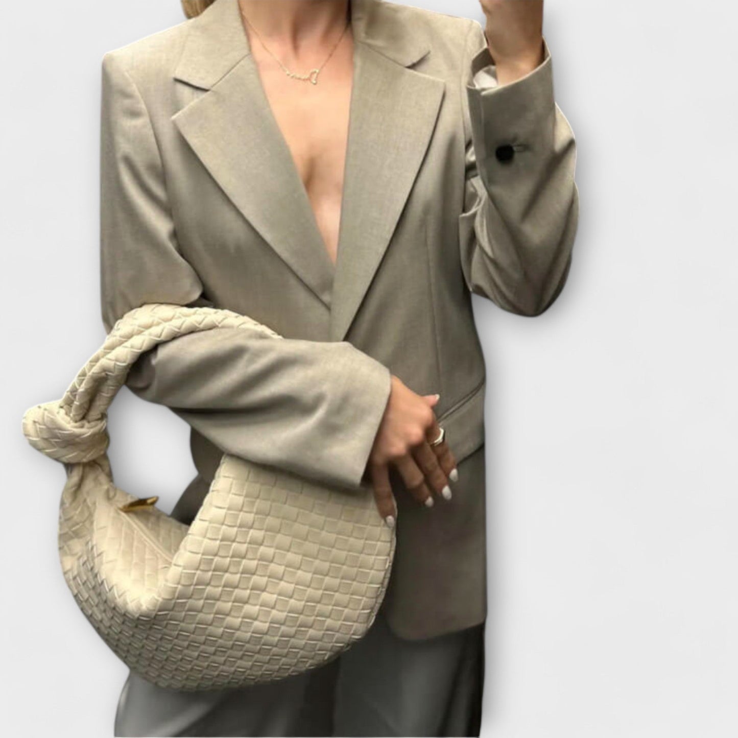 LARGE WOVEN- WOMEN'S HANDBAG