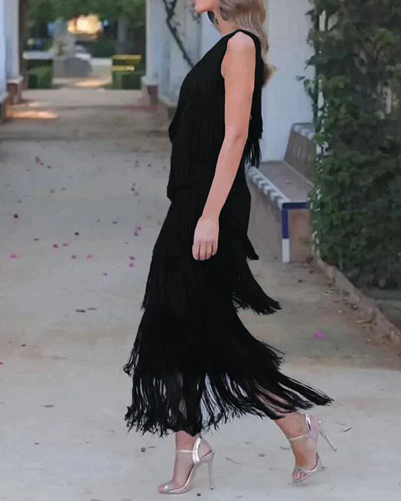 LAUREN - ELEGANT DRESS WITH TASSELS