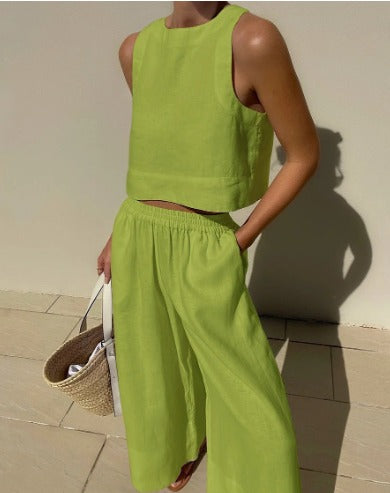 CHERRA - STYLISH AND COMFORTABLE TWO-PIECE OUTFIT