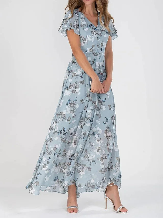 Aurelia - refined glamour with a flattering touch