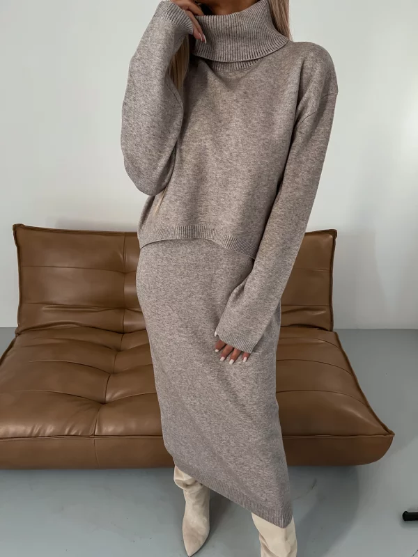 THE CHRISTIANA - WOMEN'S AUTUMN/WINTER KNIT SET