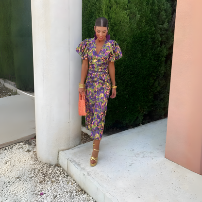 Krystyna – playful charm with gathered sleeves