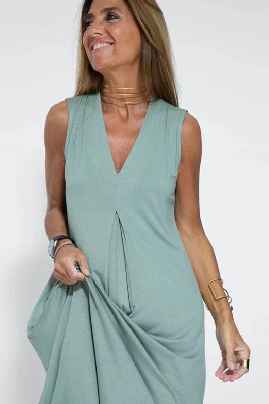 Elegancia – effortless evening gown with matching cardigan