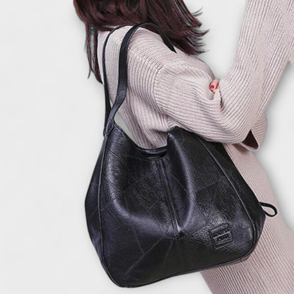 VINTAGE LEATHER BAG - TIMELESS STYLE & FUNCTIONALITY