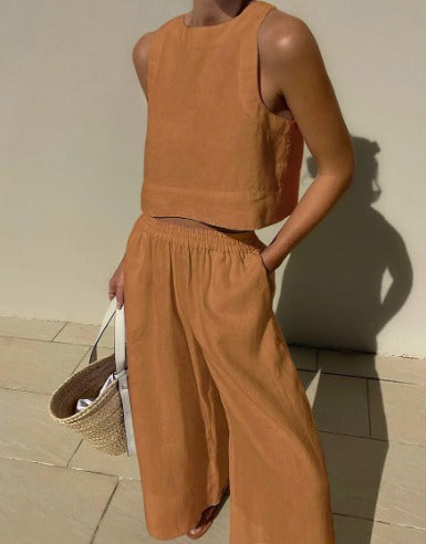 CHERRA - STYLISH AND COMFORTABLE TWO-PIECE OUTFIT