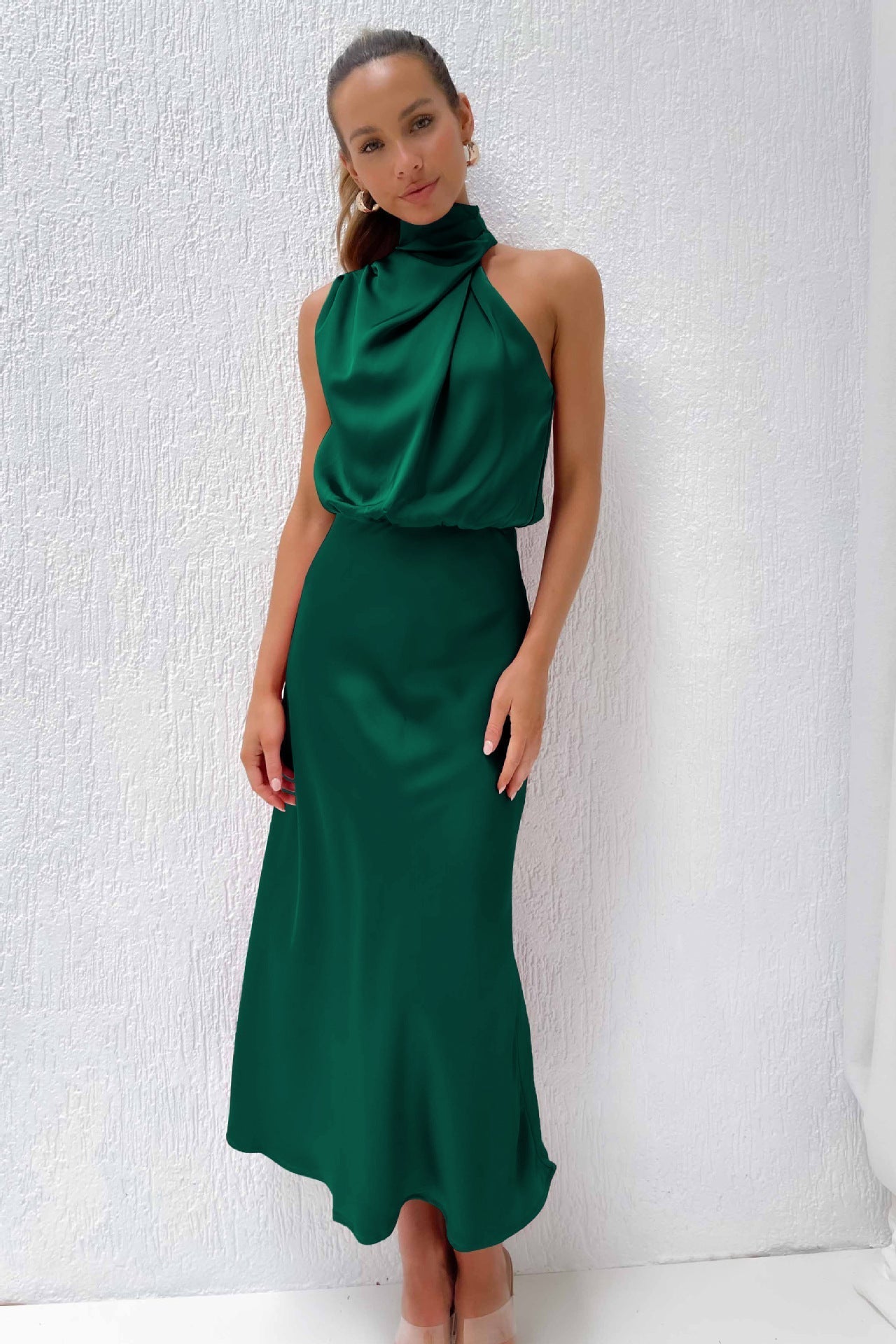 ALESSIA - BACKLESS DRESS