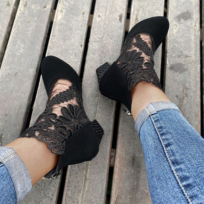 ELEGANT SUMMER PUMPS- WITH LACE & RHINESTONES