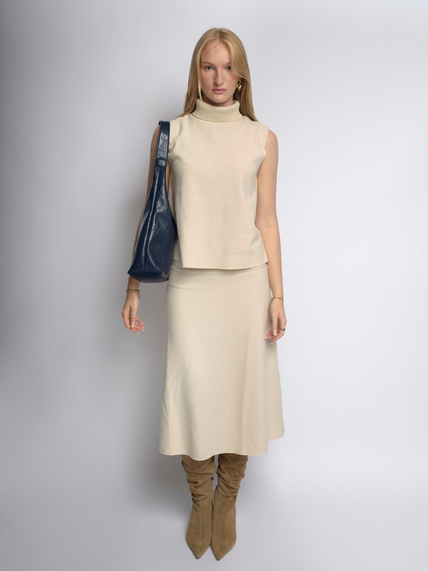 SCARLETT- DISTRESSED LEATHER TOTE
