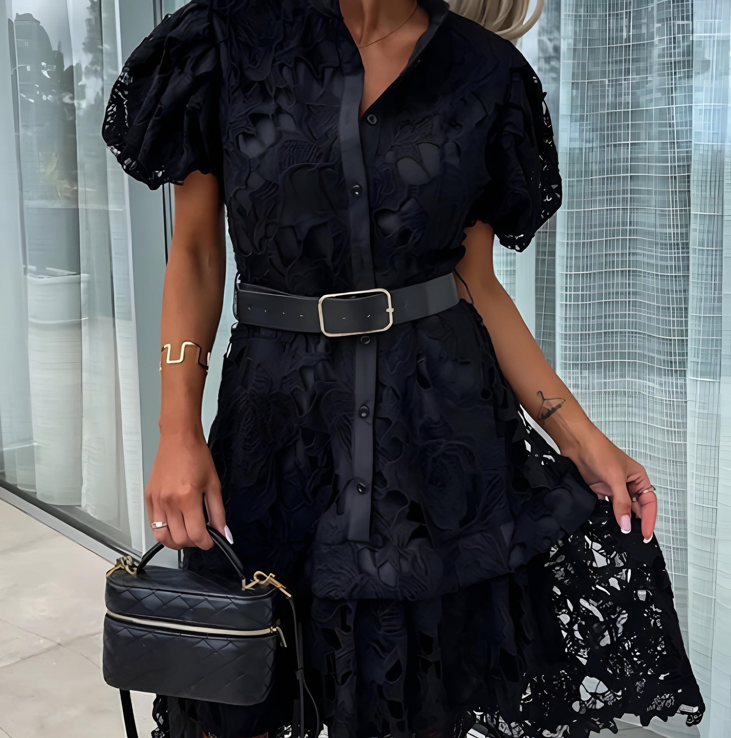 Orlane – vintage grace with lace-kissed sleeves