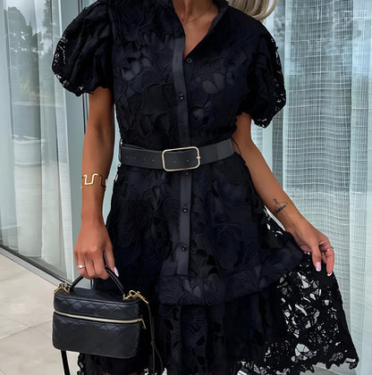 Orlane – vintage grace with lace-kissed sleeves