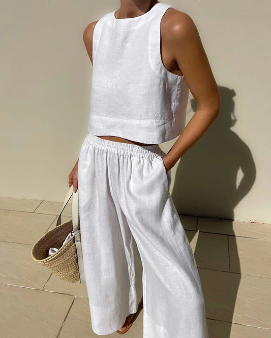 CHERRA - STYLISH AND COMFORTABLE TWO-PIECE OUTFIT