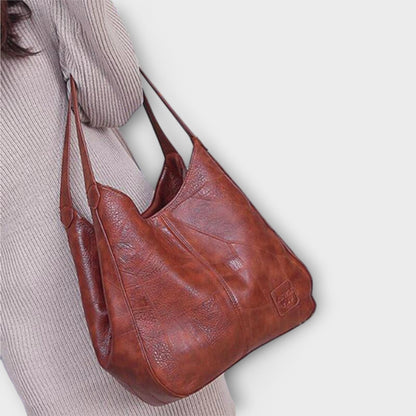 VINTAGE LEATHER BAG - TIMELESS STYLE & FUNCTIONALITY