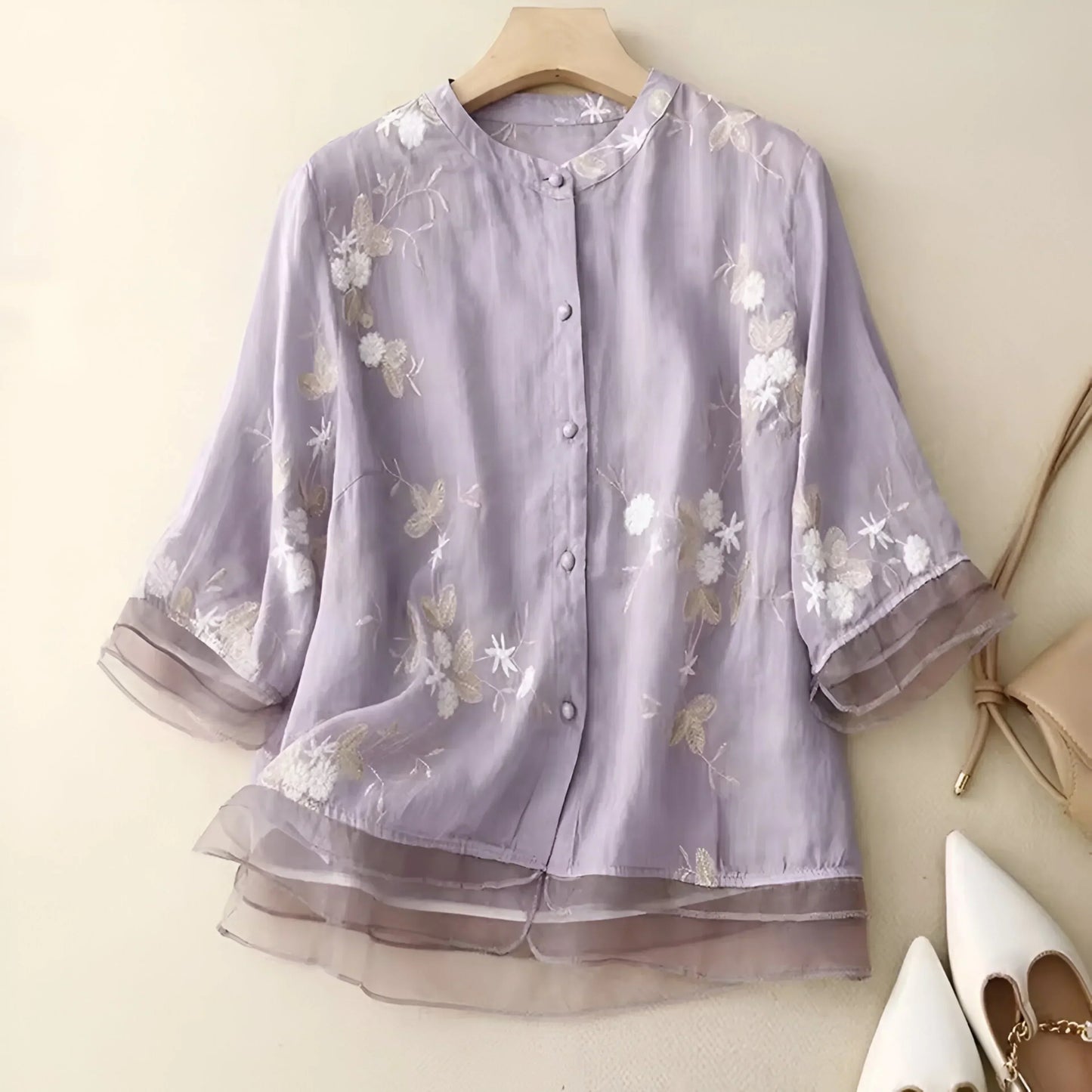 CELEST - COTTON TOP WITH EMBROIDERED FLOWERS