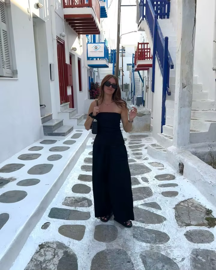 Adéle – elegant simplicity with a touch of flair