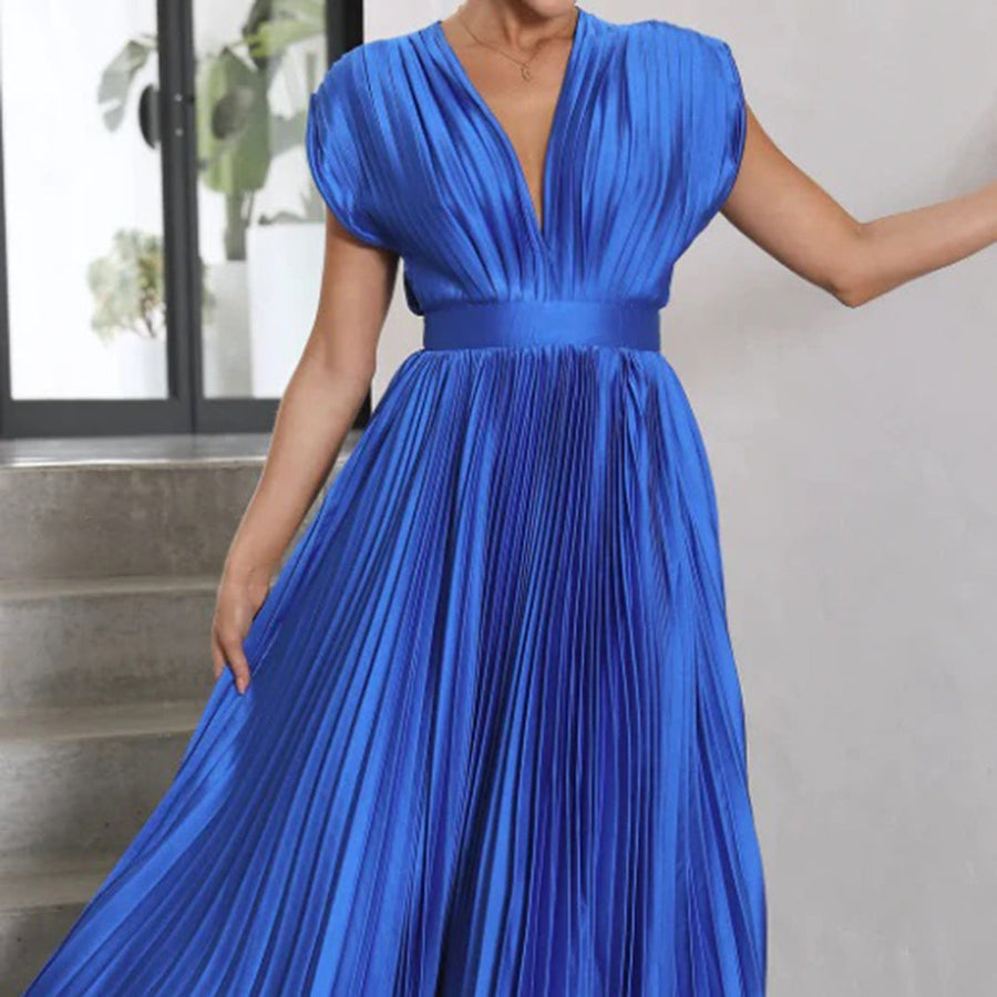 Lena- timeless elegance with a modern flair