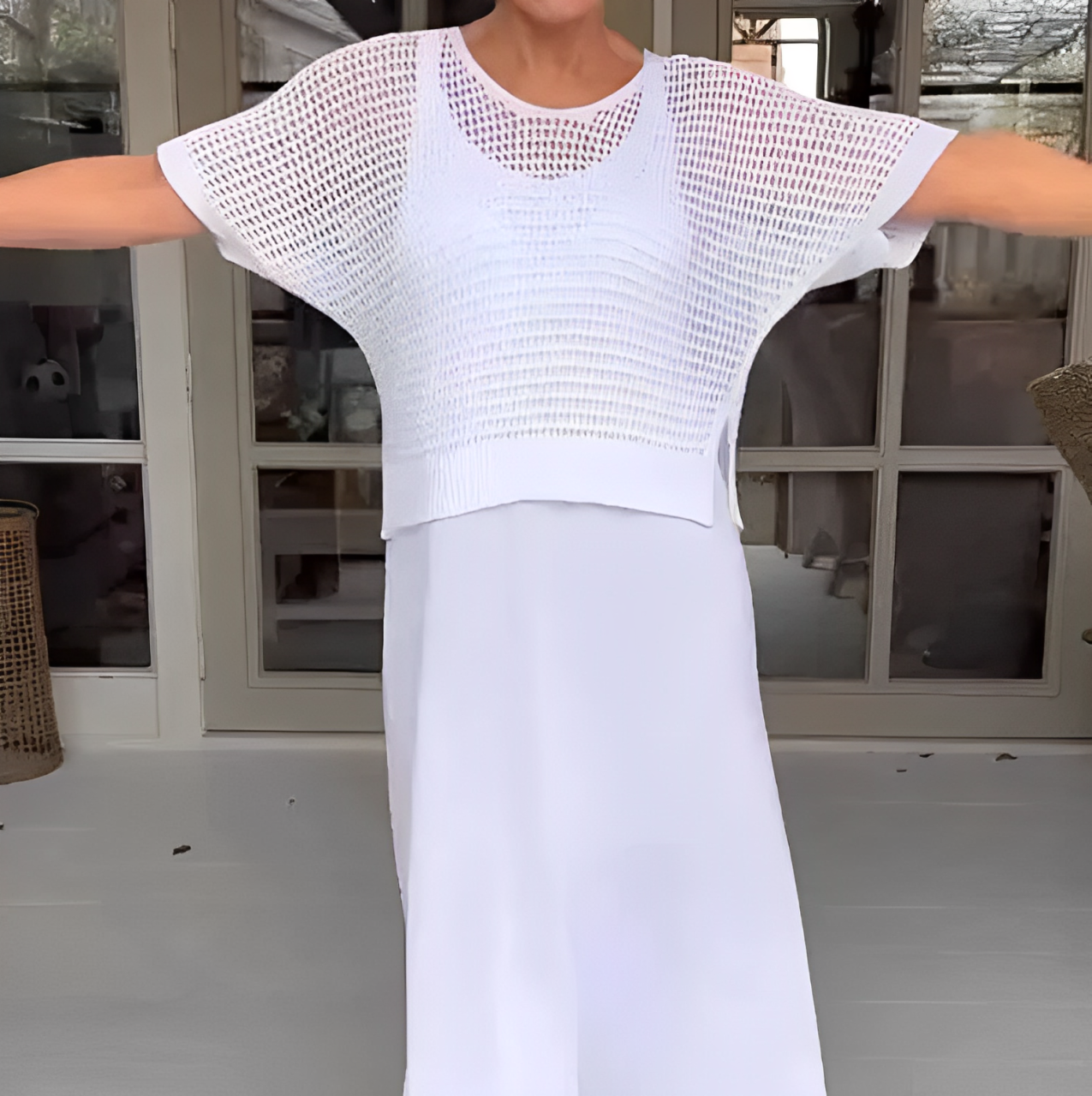 Mediterranean dress – sunny charm with crochet detailing