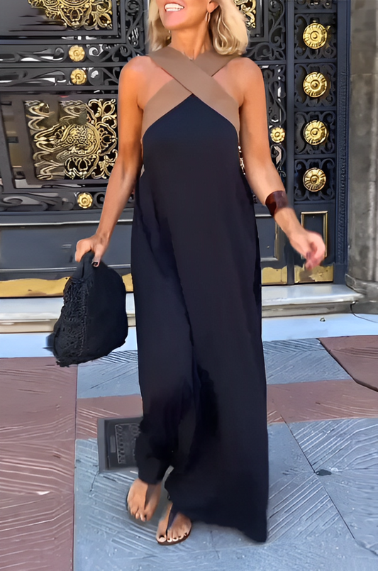 Halter Dress – refined charm with a crossed neckline