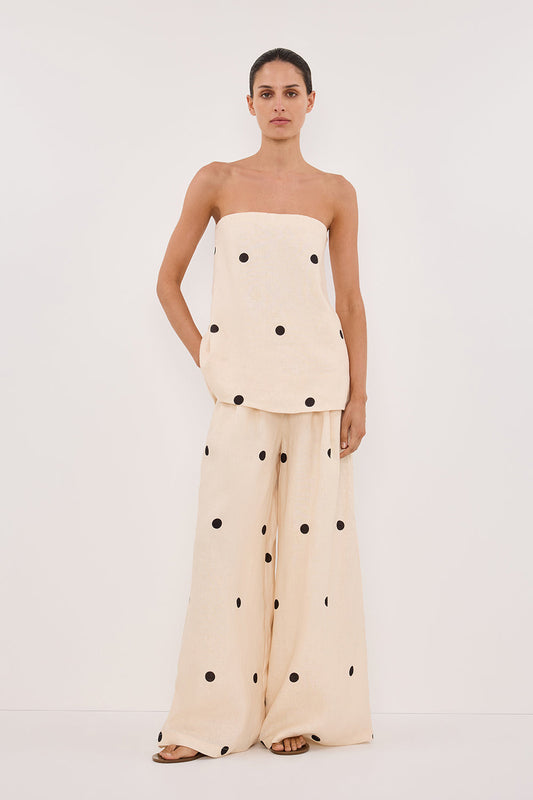 Polka  – soft playfulness in powder pastel