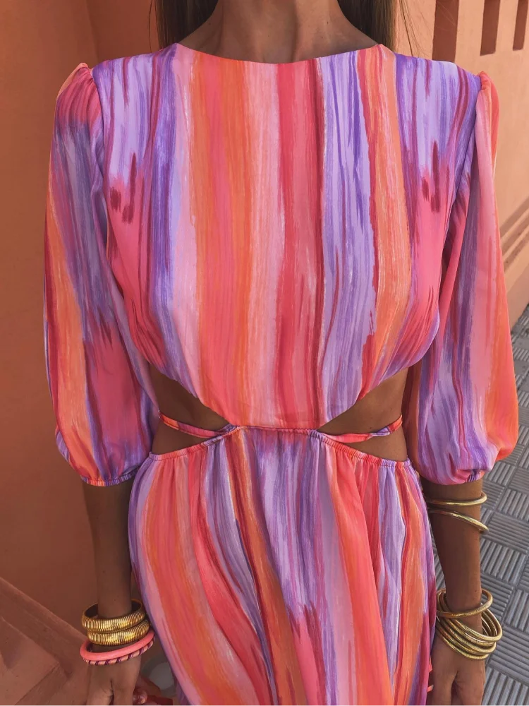 Sola – twilight grace with an open-back allure