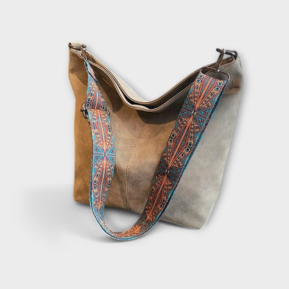 VINTAGE HANDBAG – ELEGANCE & FUNCTIONALITY