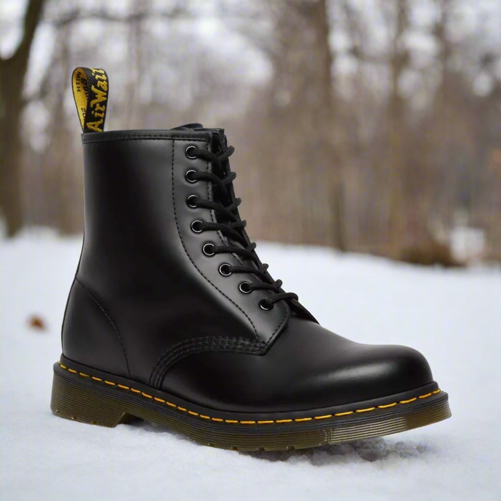 MARTENS - CLASSIC LEATHER BOOTS