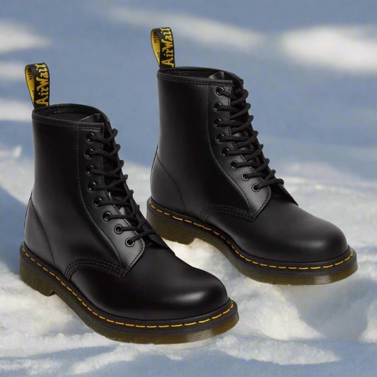 MARTENS - CLASSIC LEATHER BOOTS