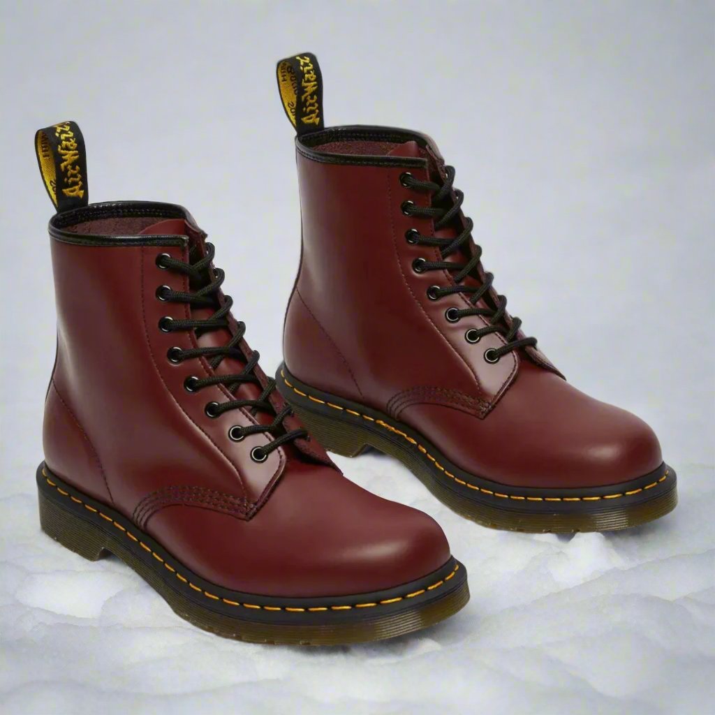 MARTENS - CLASSIC LEATHER BOOTS