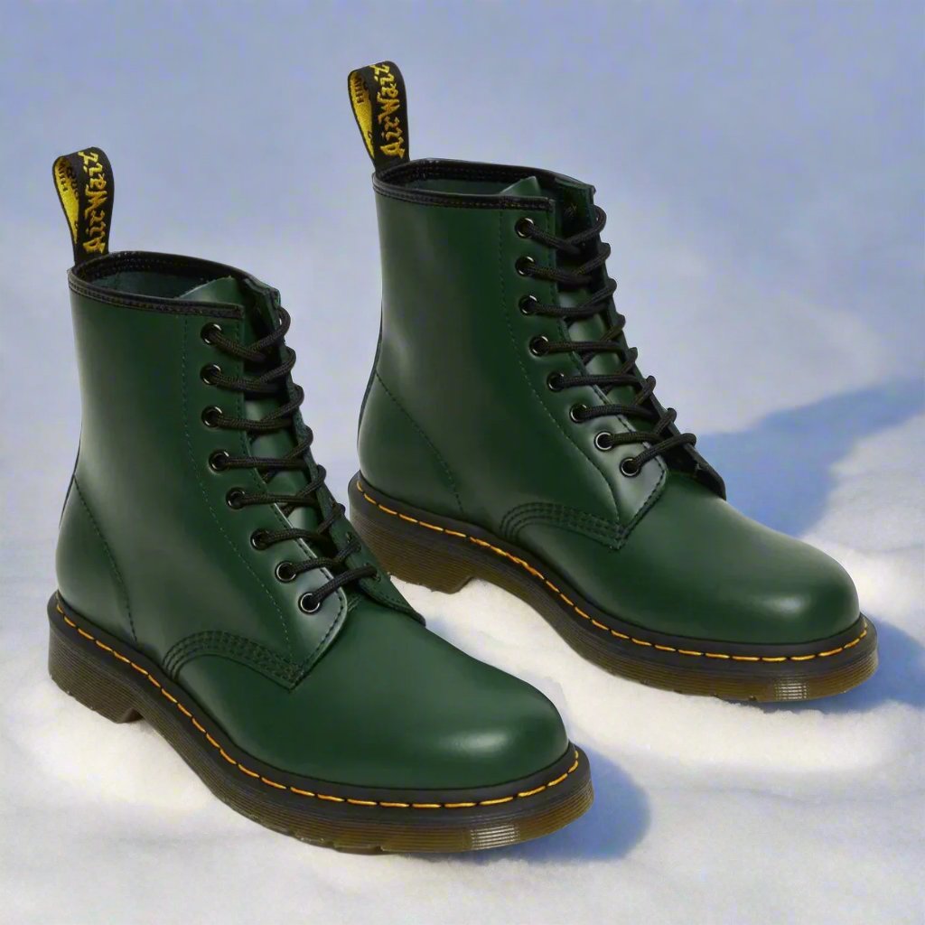 MARTENS - CLASSIC LEATHER BOOTS