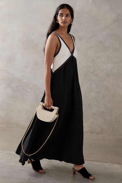 Elena – timeless ease sleeveless midi dress