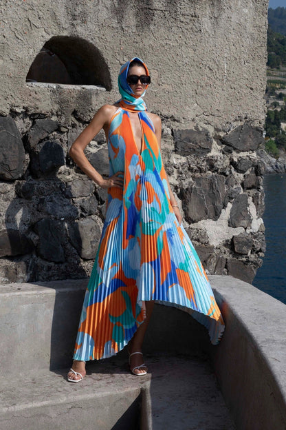 Isla – flowing elegance halter maxi dress