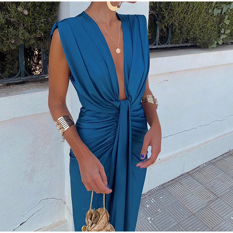 ISABELLA - PARTY DRESS WITH PLUNGING NECKLINE