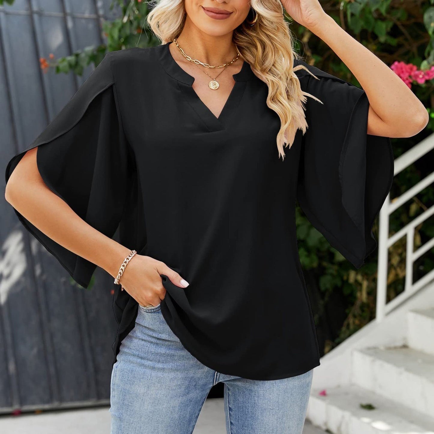 Leni – soft grace v-neck blouse