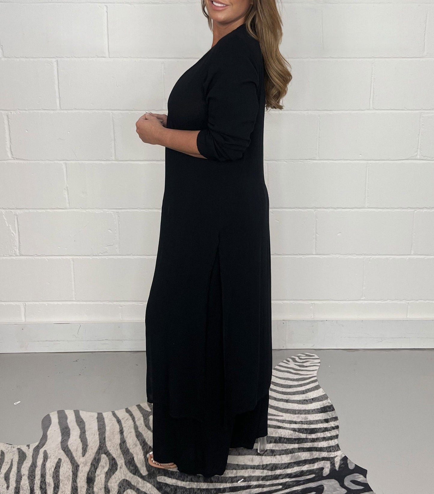 ALEJANDRA-CASUAL V-NECK TWO-PIECE SET