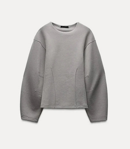Louisa – lounging in soft elegance