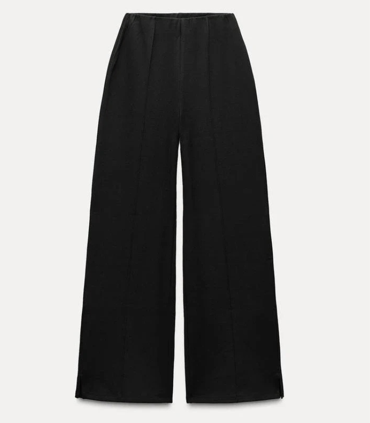 Louisa – lounging in soft elegance