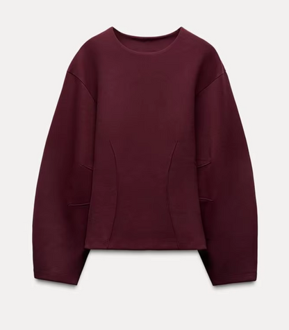 Louisa – lounging in soft elegance
