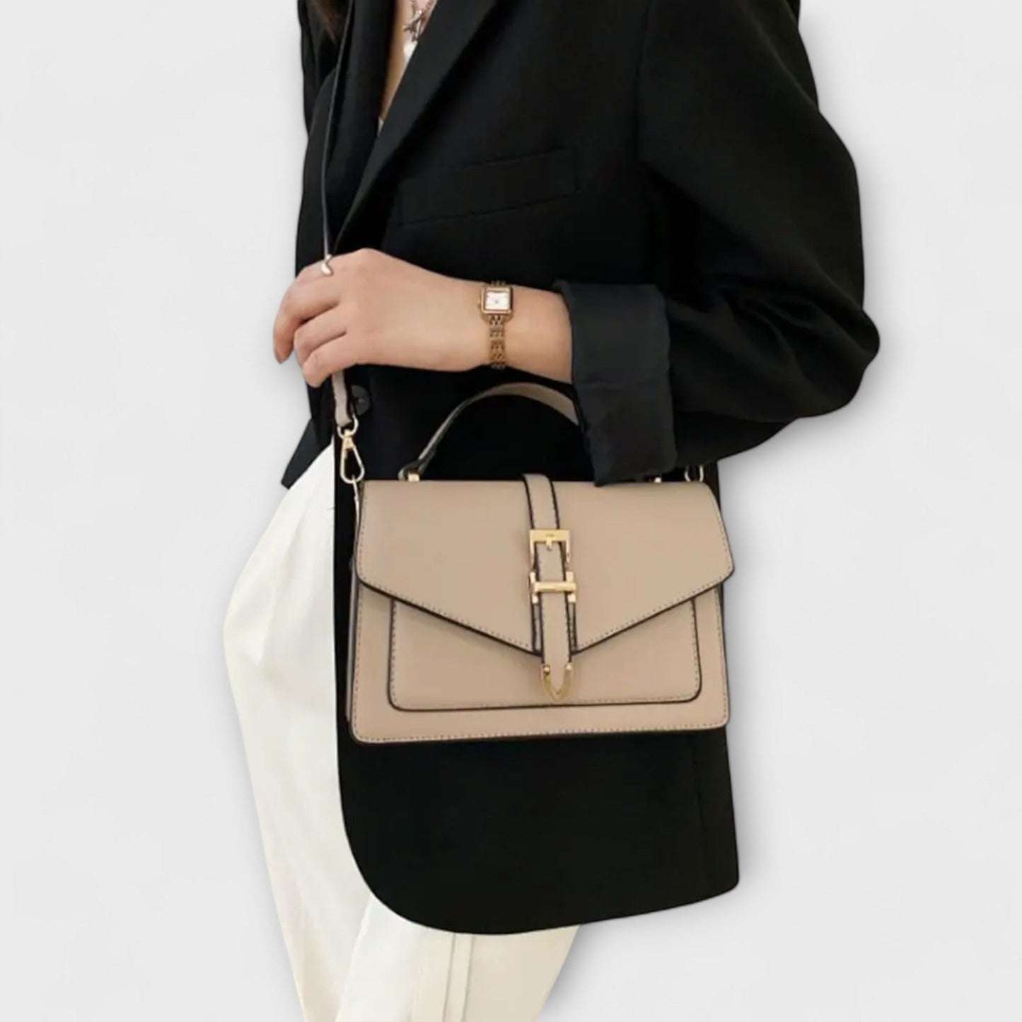 CLASSIC SHOULDER BAG