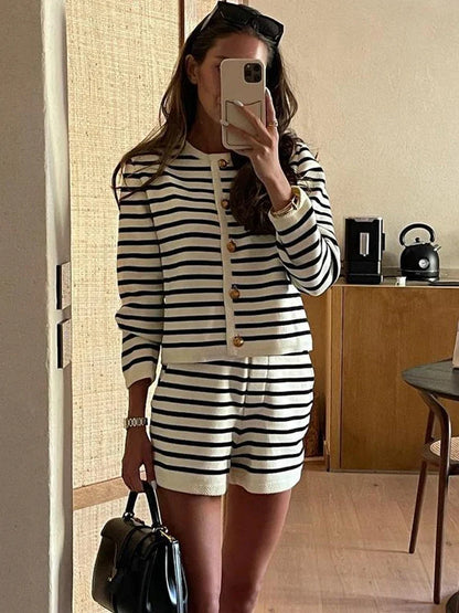 Rayée – striped elegance midi set
