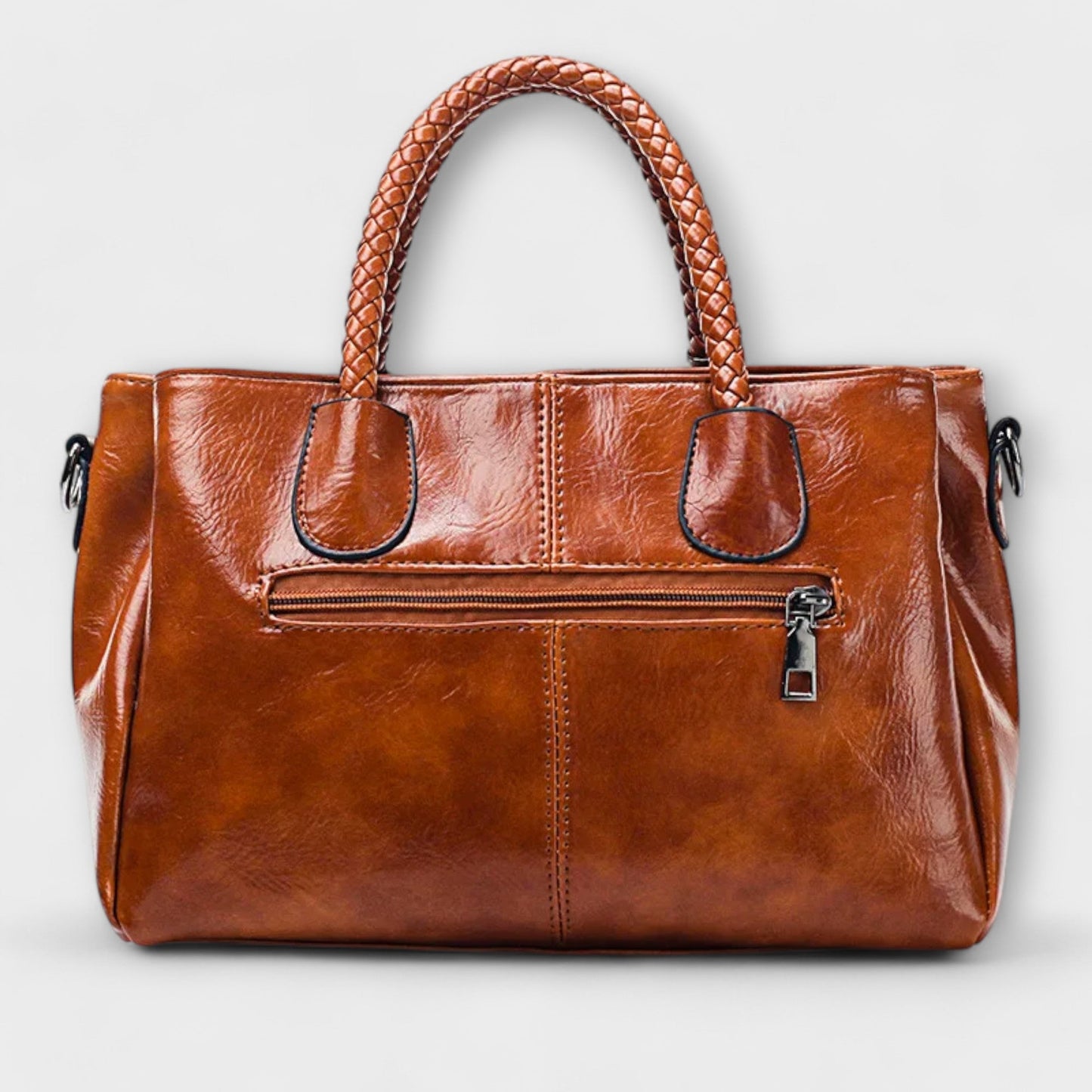 ELEGANT LEATHER DUFFEL BAG - TIMELESS STYLE & FUNCTIONALITY