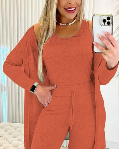 THE ALEXIS - ELEGANT TRICOLOR OUTFIT FOR WOMEN