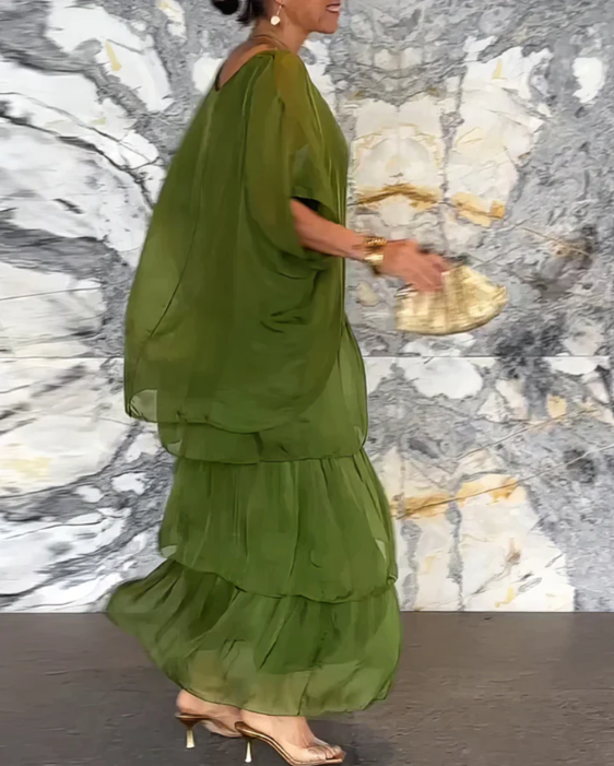 Artistic Dress – effortless charm with a free-flowing cut
