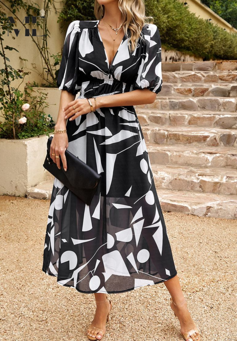 Danielle – timeless charm in every detail
