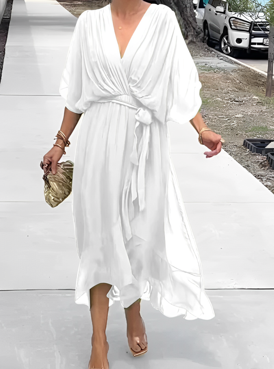 Gasa Dress– soft elegance with a V-neckline