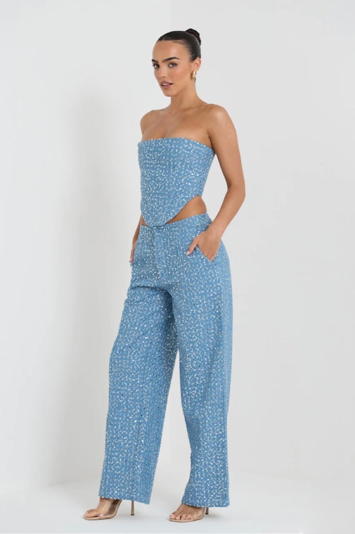 Kleo – soft edge sophistication set